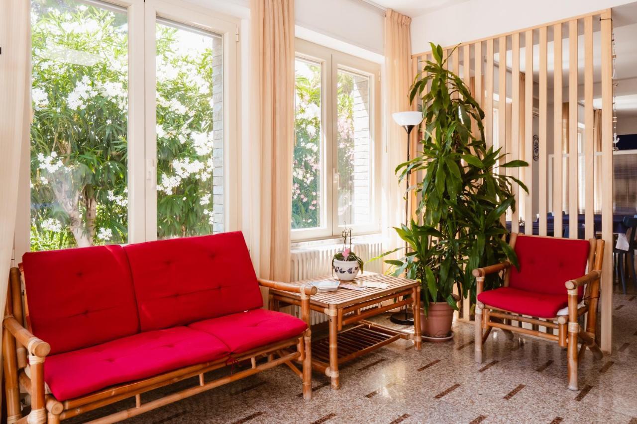 Hotel Villa Del Mare سينِغاليا المظهر الخارجي الصورة